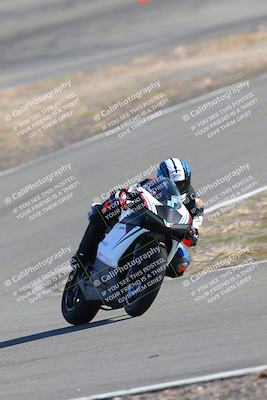 media/Feb-05-2023-Classic Track Day (Sun) [[c35aca4a42]]/Group 2/session 4 turn 4/